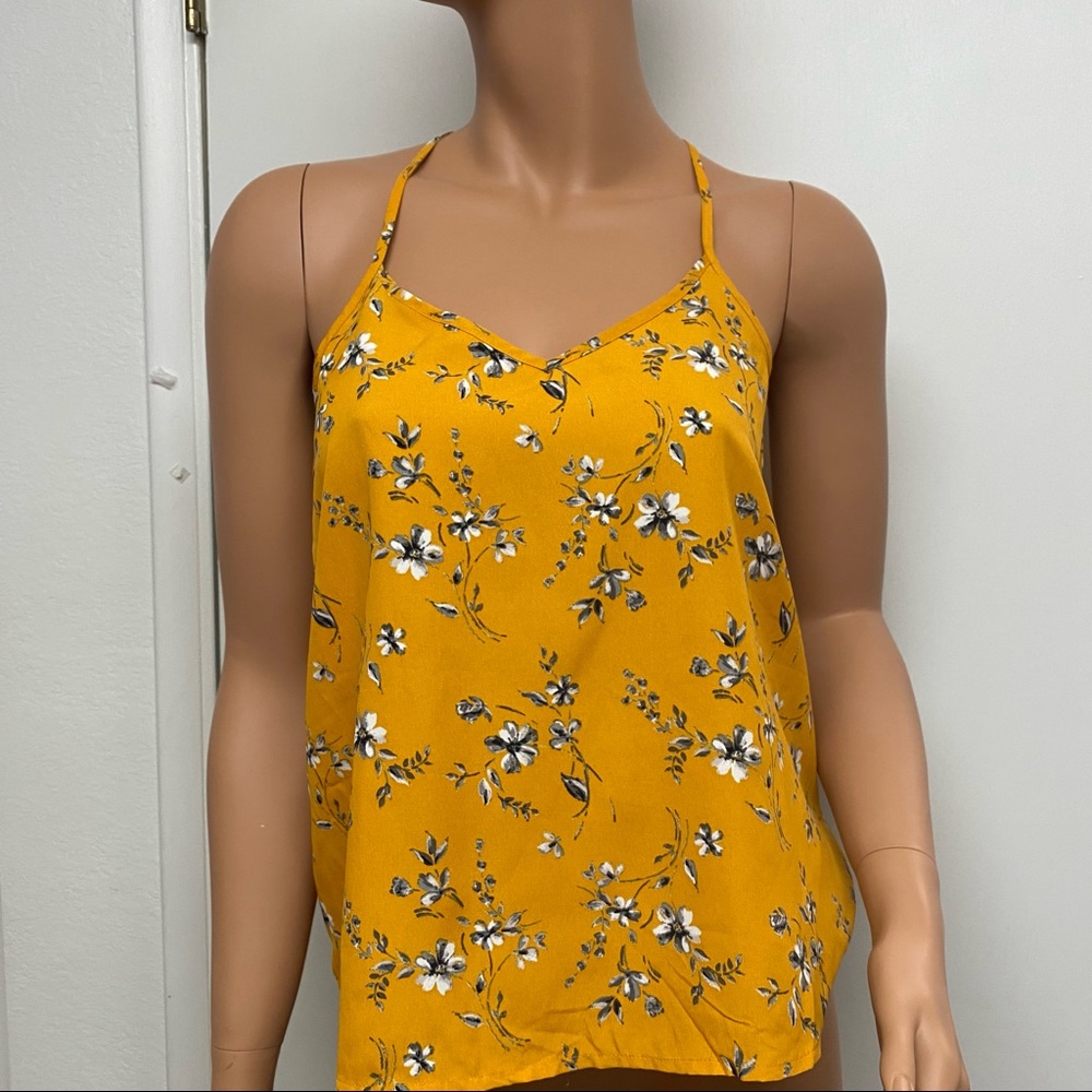 Hollister yellow floral tank top‎ xs.